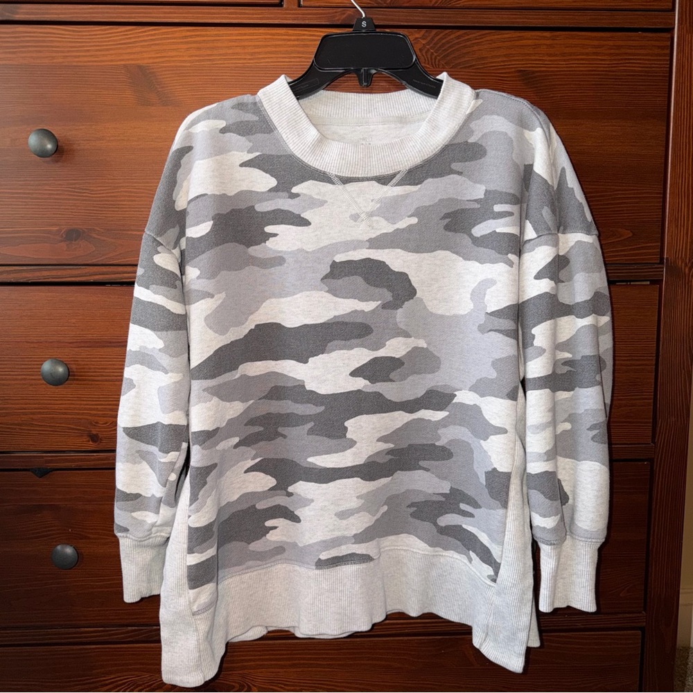 Aerie Women's Camouflage Crewneck Sweatshirt - Picture 2 of 5